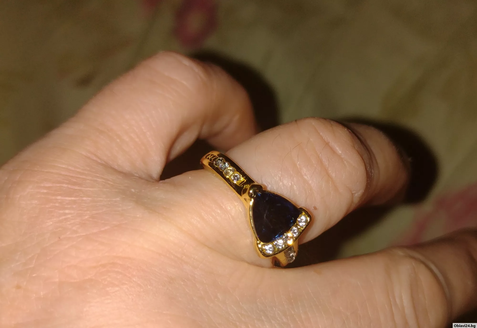 Нежен пръстен с циркон и кристал - obiavi24.bg