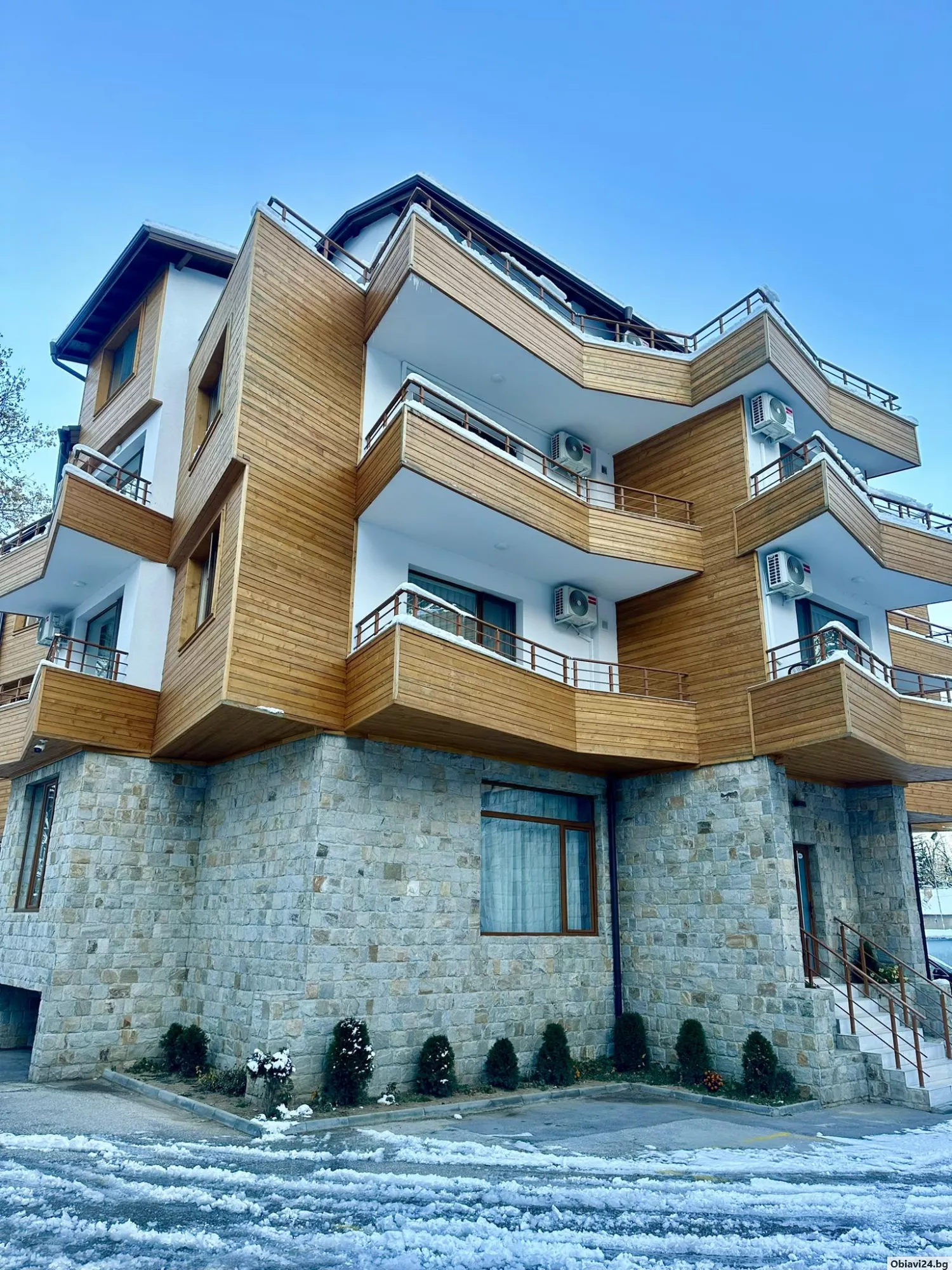 Апартаменти директно от строител Металика строй - obiavi24.bg