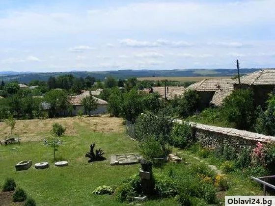 Къща в село Берковкси - obiavi24.bg