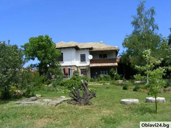 Къща в село Берковкси - obiavi24.bg