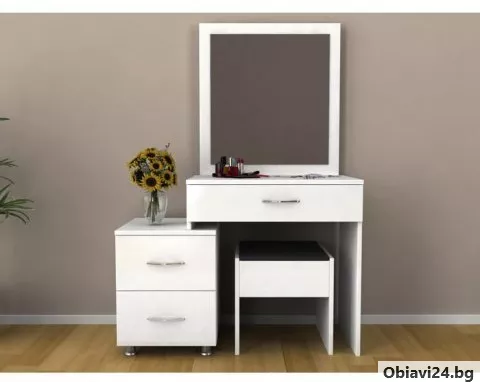 Тоалетка с огледало - Бял Гланц - obiavi24.bg