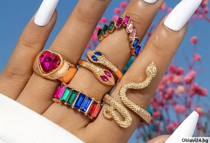 Сет многоцветни пръстени Змия - obiavi24.bg