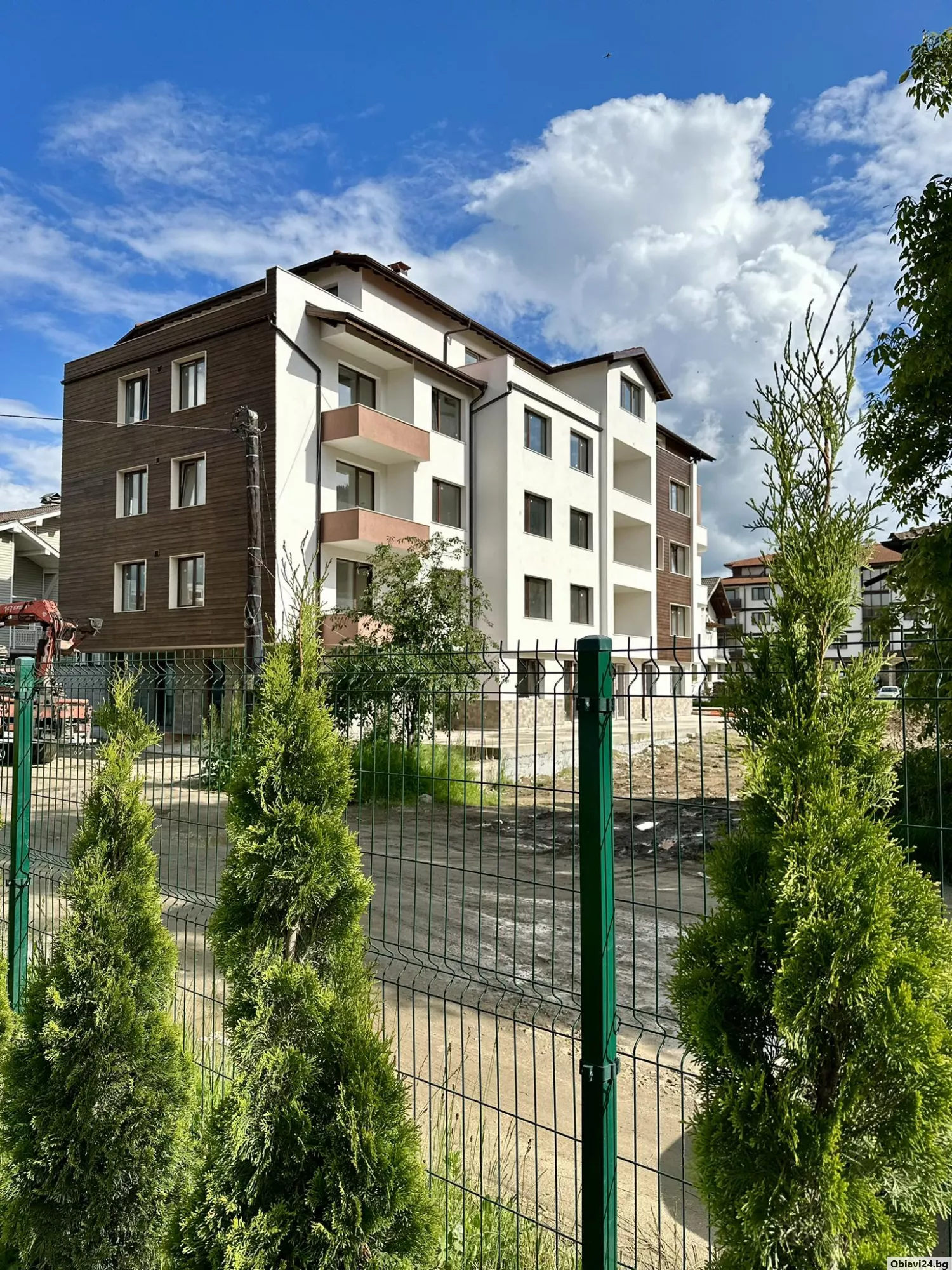 Магазини,апартаменти и къщи Велинград - obiavi24.bg
