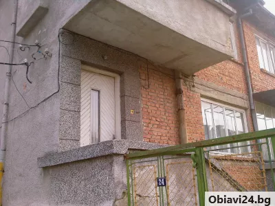 Продавам етаж от къща - obiavi24.bg